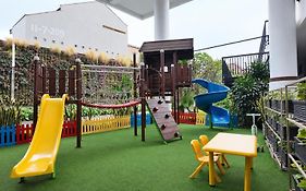 Rayz Umm Hotel Malang